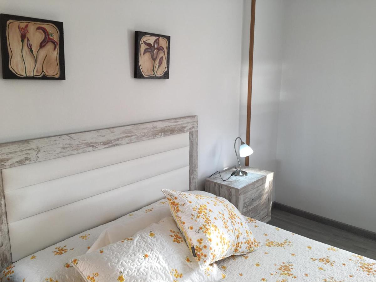 Apartamentos Playa De La Concha Porto de Espasante Εξωτερικό φωτογραφία