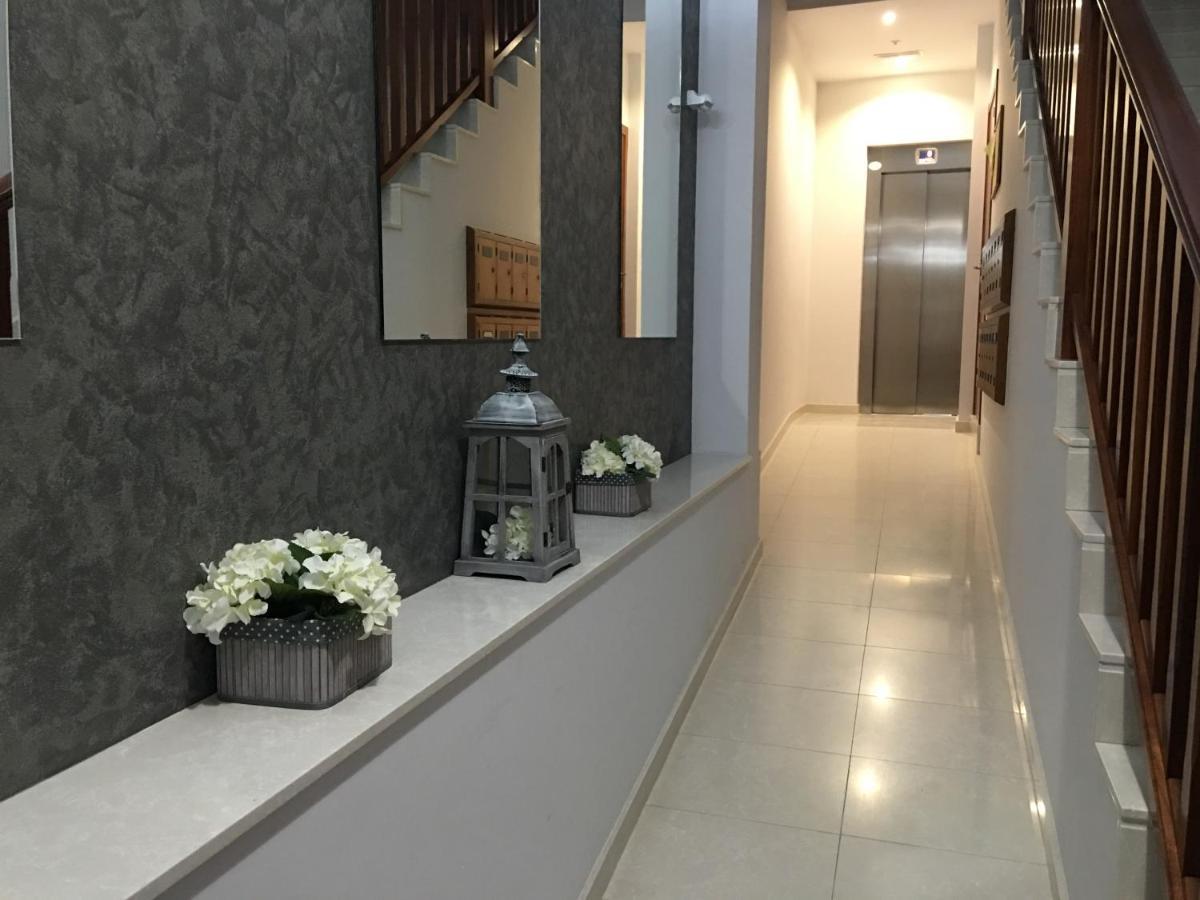 Apartamentos Playa De La Concha Porto de Espasante Εξωτερικό φωτογραφία