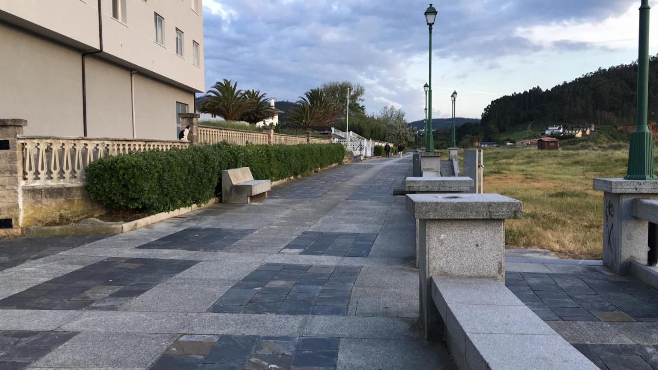 Apartamentos Playa De La Concha Porto de Espasante Εξωτερικό φωτογραφία