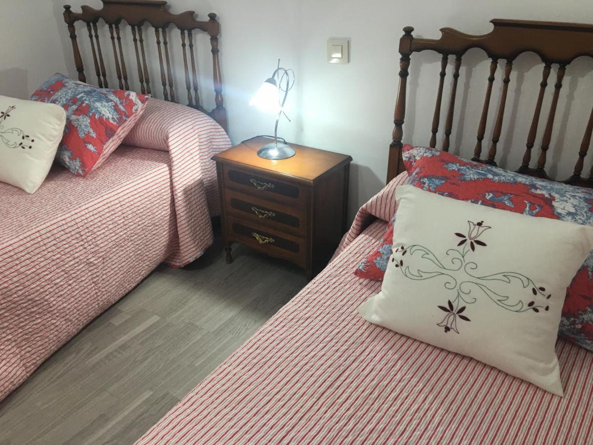 Apartamentos Playa De La Concha Porto de Espasante Εξωτερικό φωτογραφία
